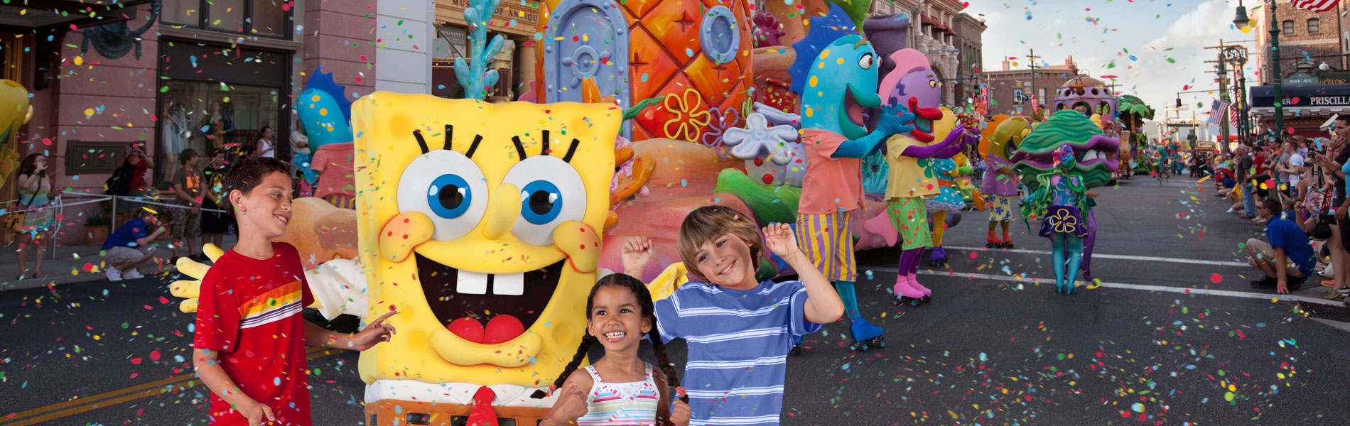Children with SpongeBob SquarePants on a parade route